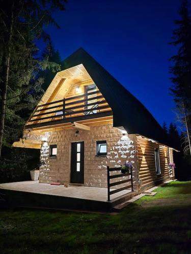 Cottage Catherine — 4-Star Luxury Hotel in Zabljak, Montenegro
