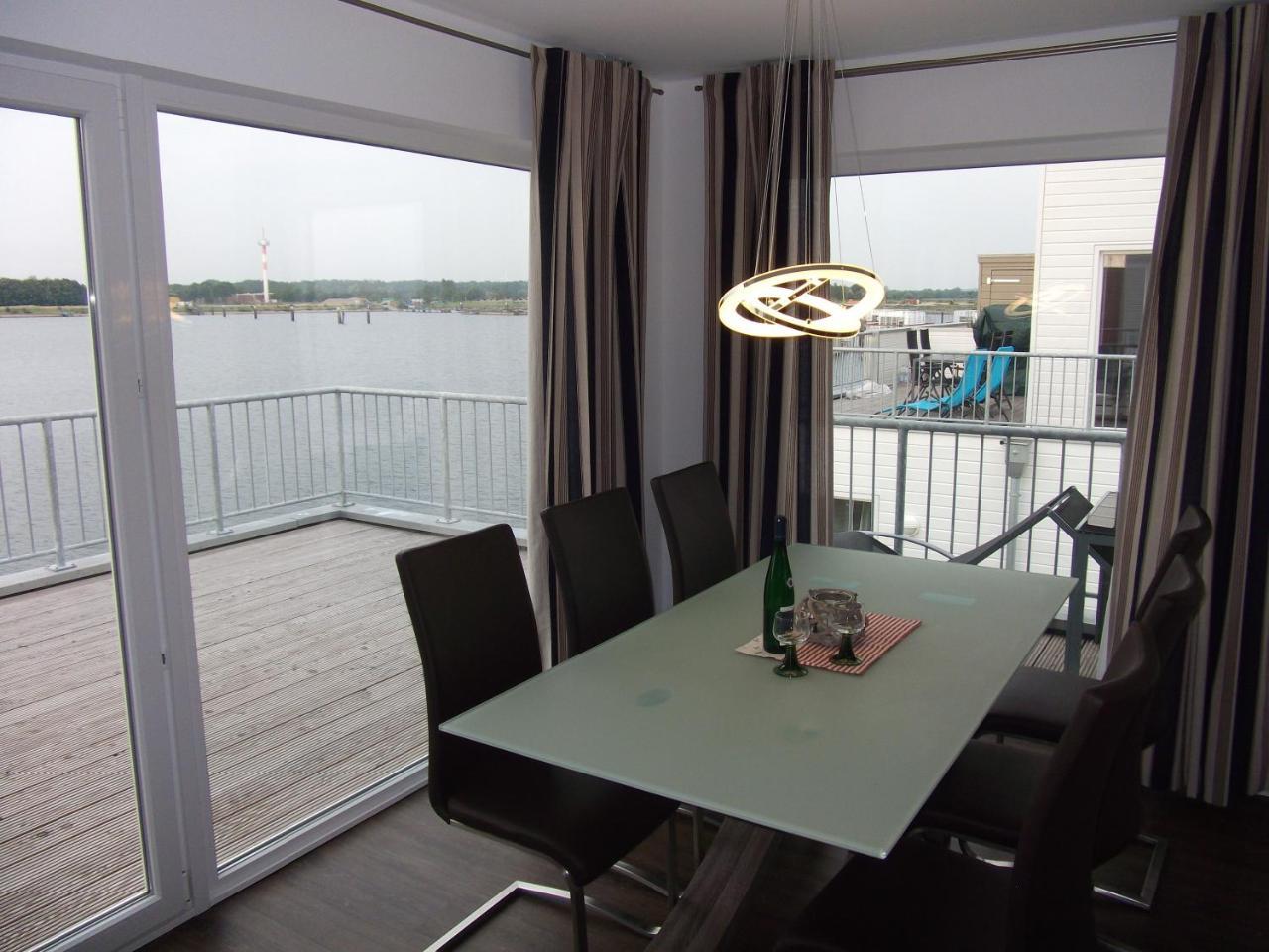 Ferienwohnung Admiral Suite — 4-Star Luxury Hotel in Kappeln, Germany