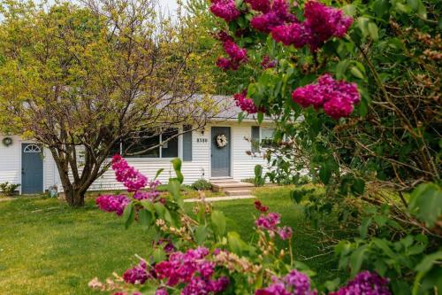 CaterCasa - carbon neutral hotel in Traverse City