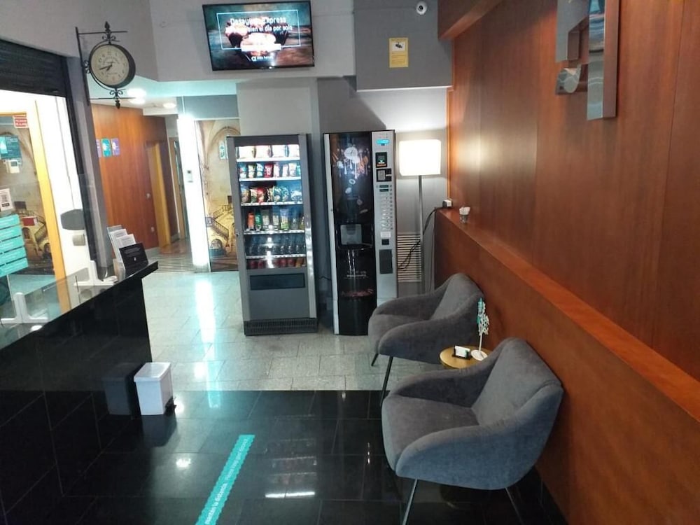 Hotel Cardena By Gaiarooms — Burgos
