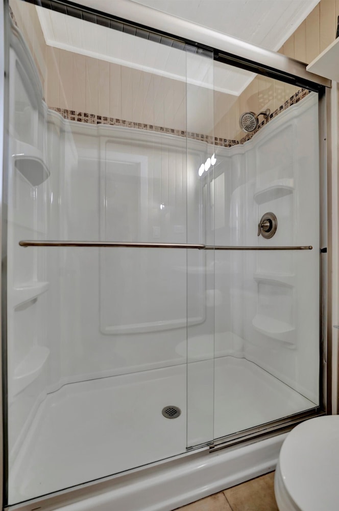 Stones Throw Beachfront Luxury Suites - photo 65