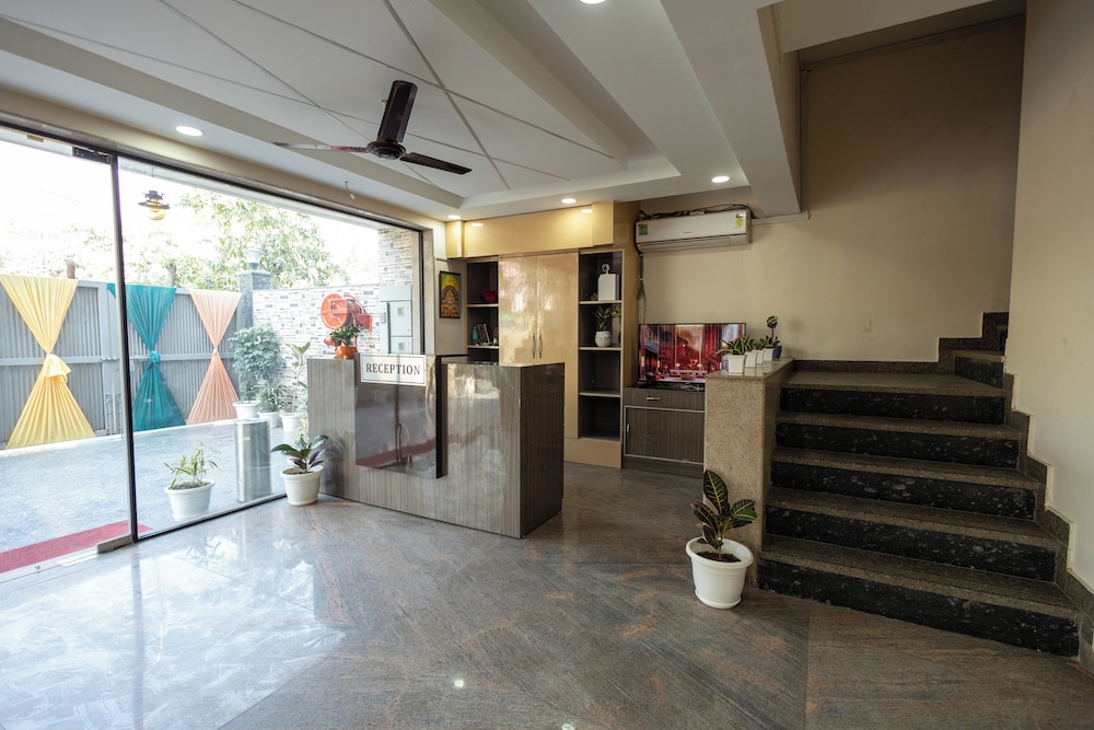 Divine Hotels & Banquets — Noida — photo 3