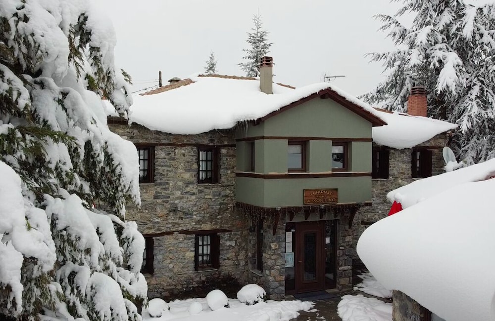 Archontiko Tarsouna in Edessa, Greece