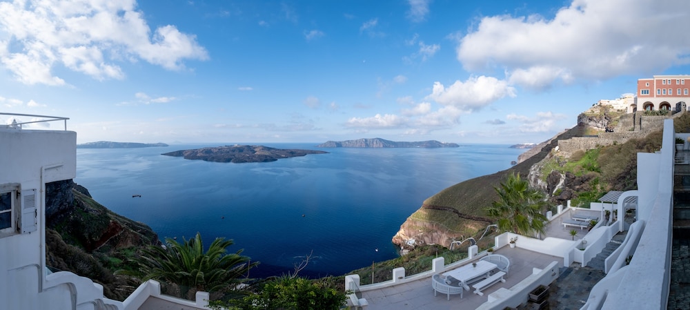 Loucas On The Cliff - last minute hotel in Fira