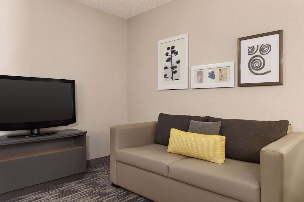 Country Inn & Suites by Radisson St. Cloud East MN - photo 30