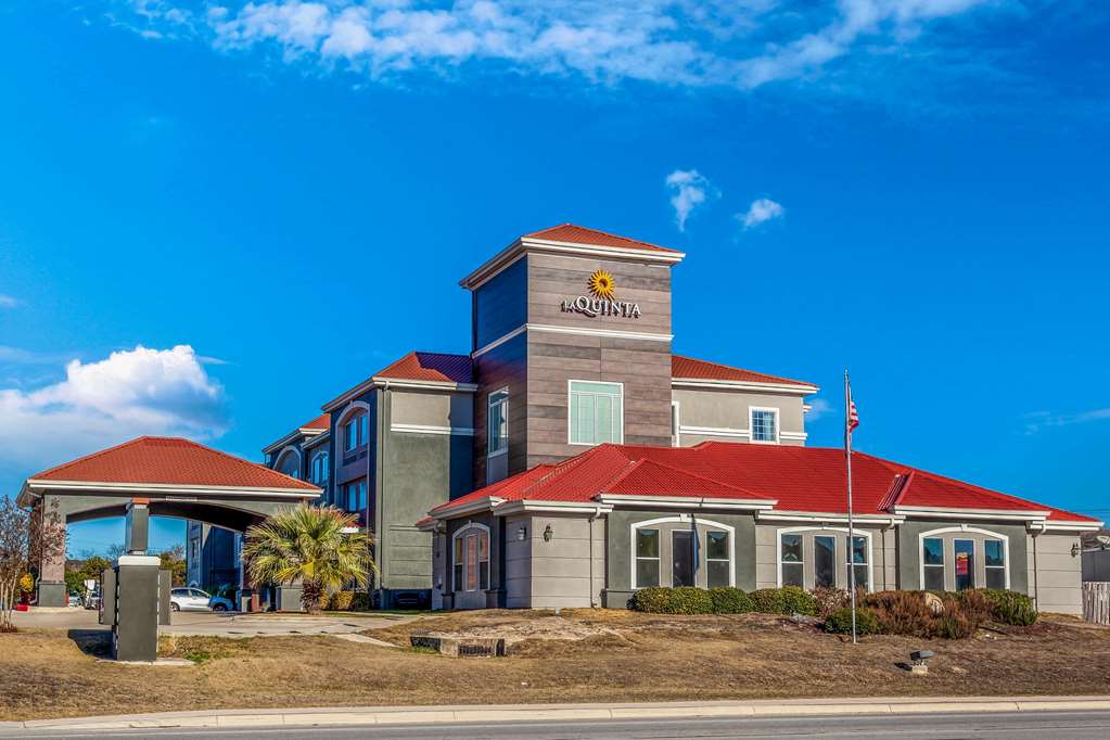La Quinta Inn & Suites by Wyndham Kerrville - photo 6