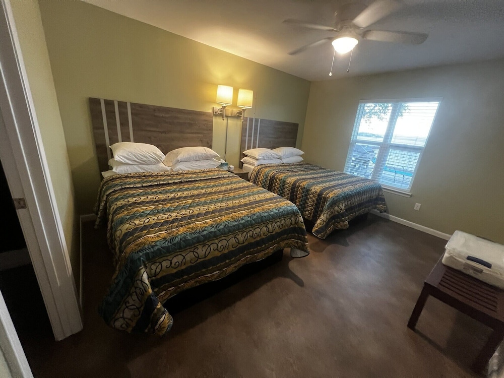 Painted Sky Inn - photo 10