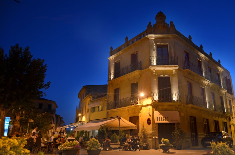 Antic Hotel Espana — Llucmajor