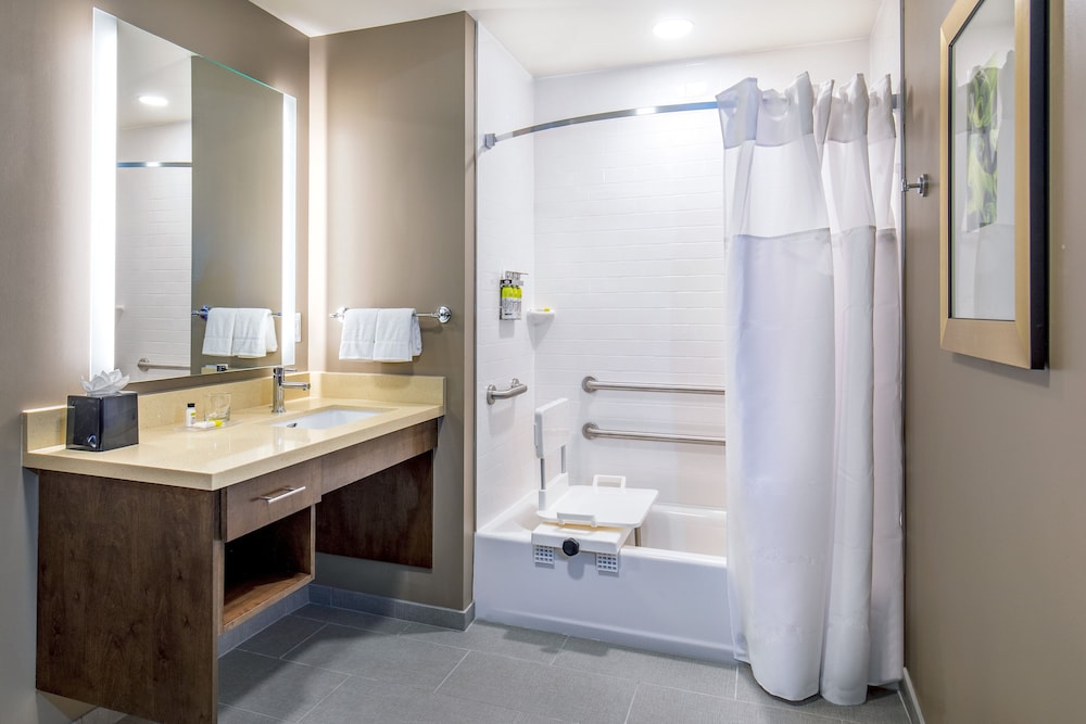 Staybridge Suites Charlottesville Airport by IHG - photo 23