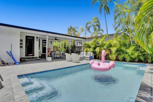 Casa Coral with Pool Charcoal BBQ area — 4-Star Luxury Hotel in Miami, United States