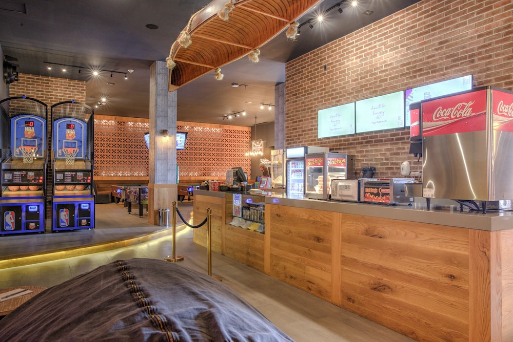Snack bar