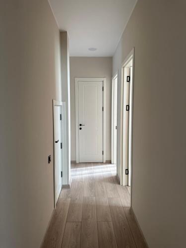 Niabi 3 beadrooms apartments