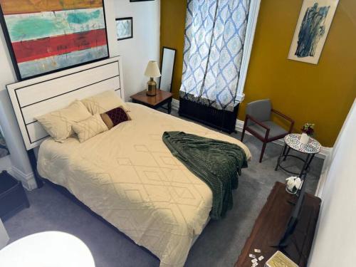 Cato Spacious 5BR Home Oakland Pittsburgh — 4-Star Luxury Hotel in Pittsburgh, United States