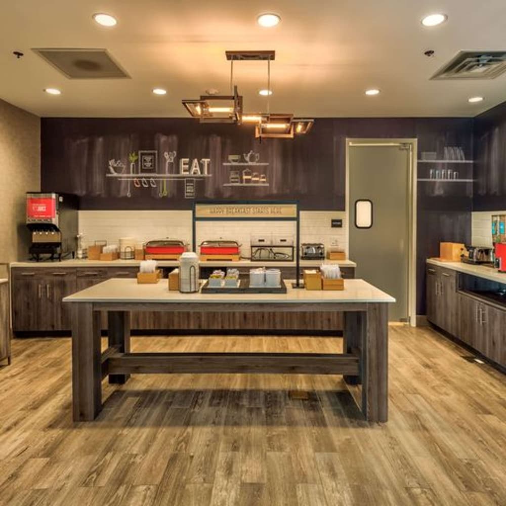 Hampton Inn and Suites South Lake Tahoe - photo 19