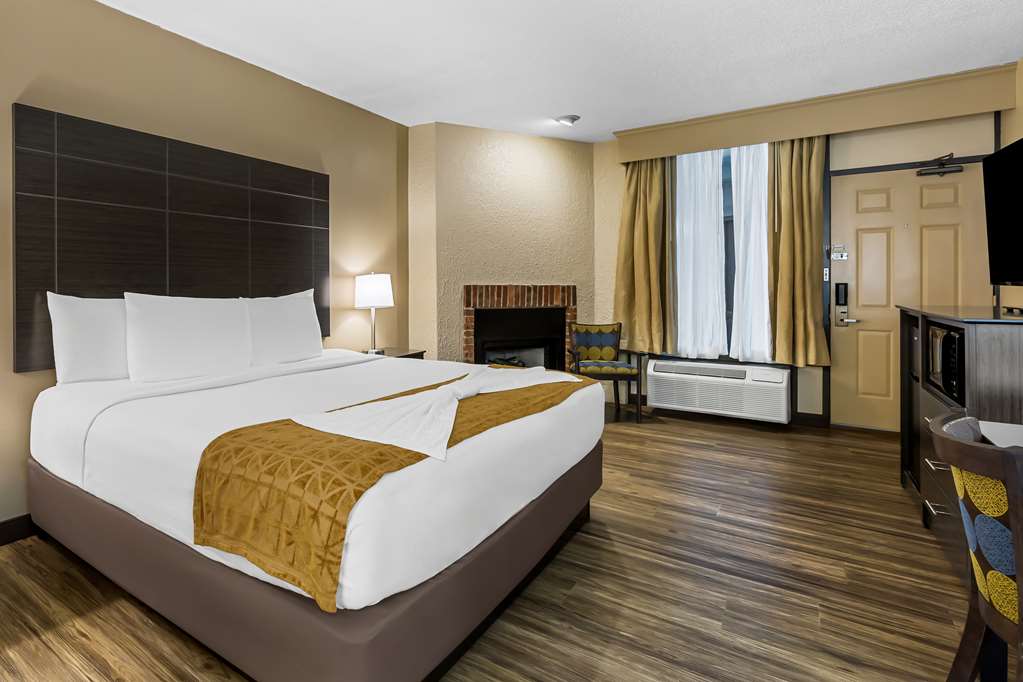 Best Western Toni Inn - photo 20