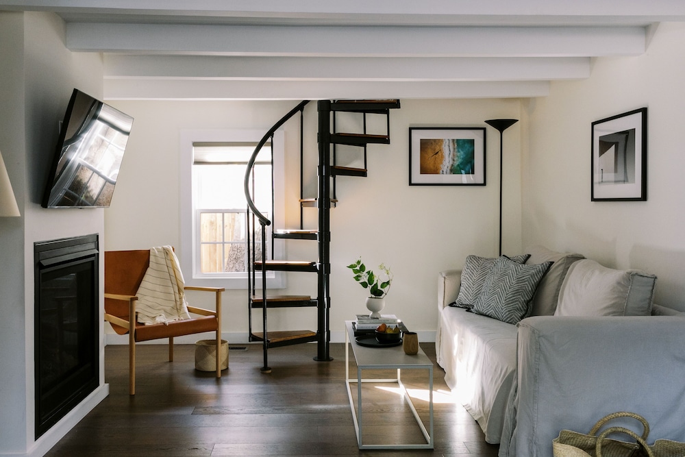 The Roundtree Amagansett - carbon neutral hotel in Amagansett
