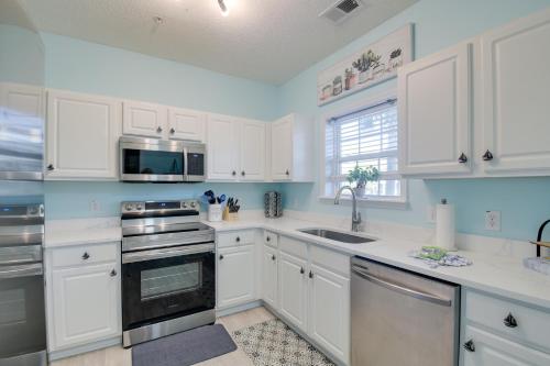 Modern Condo at Barefoot Golf Resort with Patio - photo 23