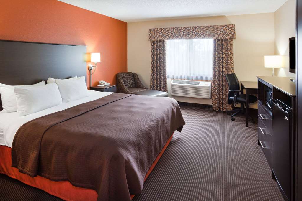 AmericInn by Wyndham Plover Stevens Point - photo 13