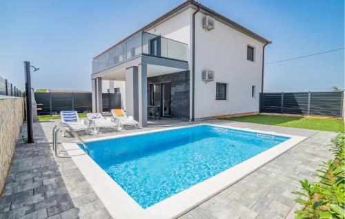 Lovely Home In Pula With Wifi — 4-Star Luxury Hotel in Pula, Croatia
