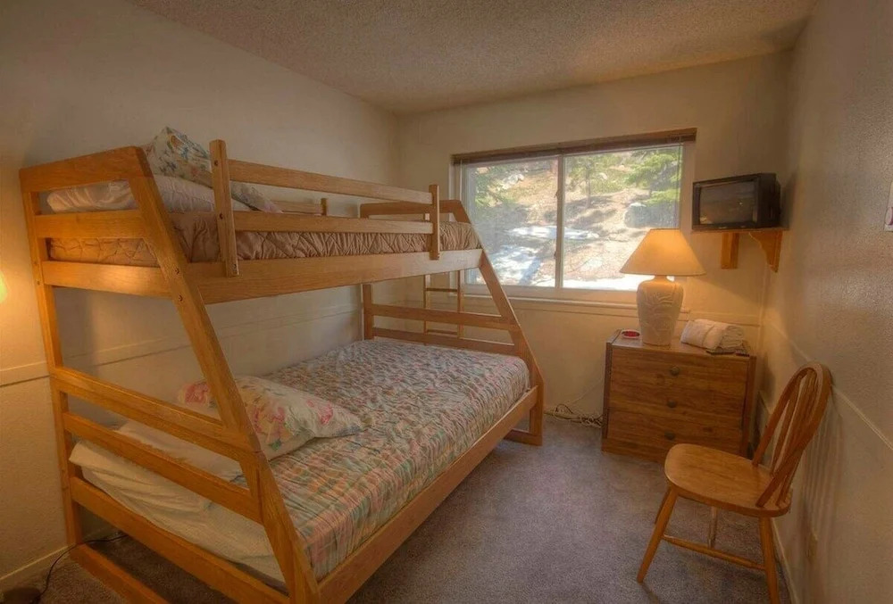 Heavenly Chairview Condo 2 Bedroom Home by RedAwning