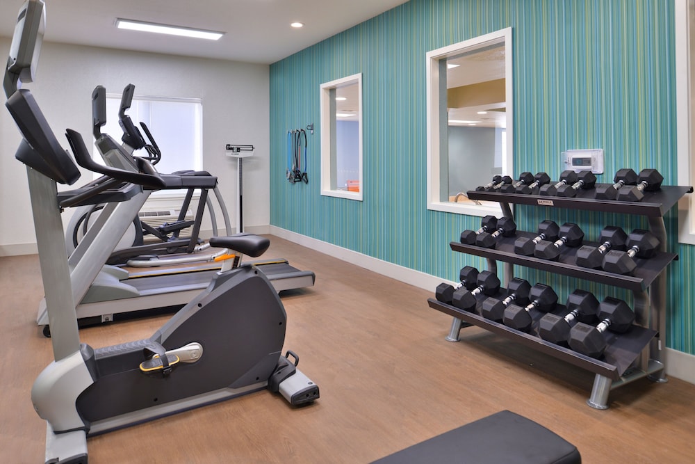 Holiday Inn Express Stockton Southeast by IHG - photo 20