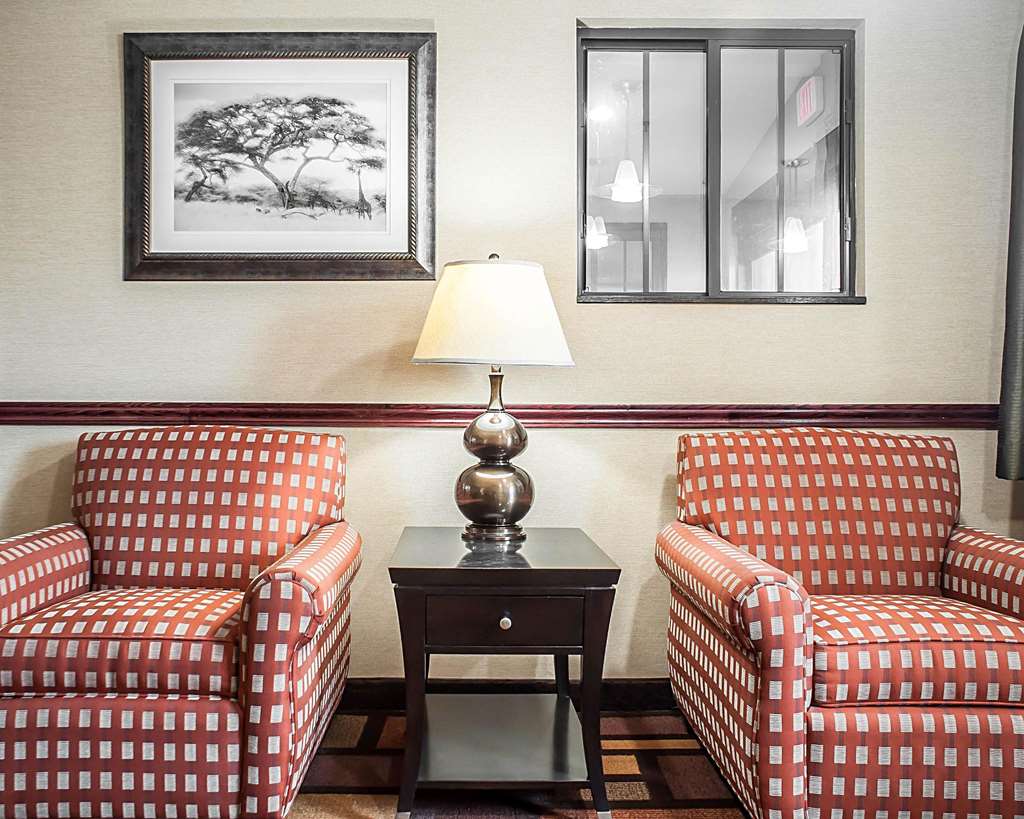 Quality Inn — Dunkirk — photo 4