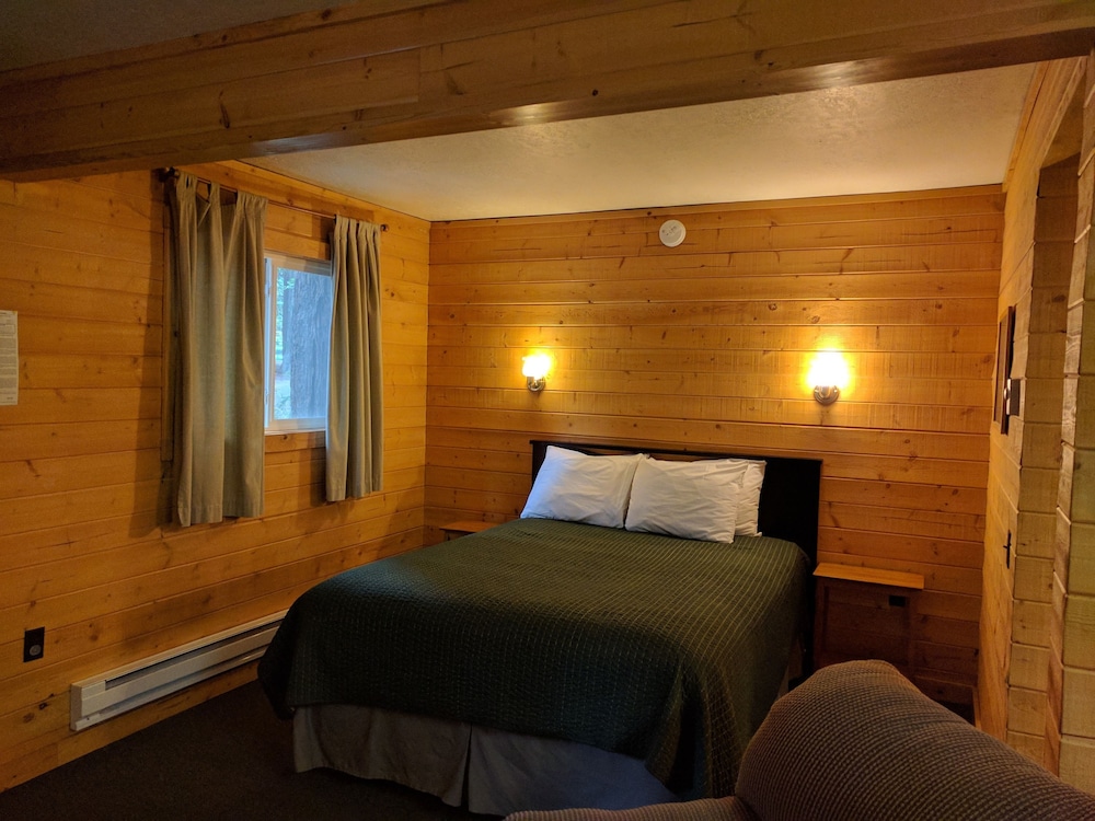 Emerald Forest Cabins - photo 11