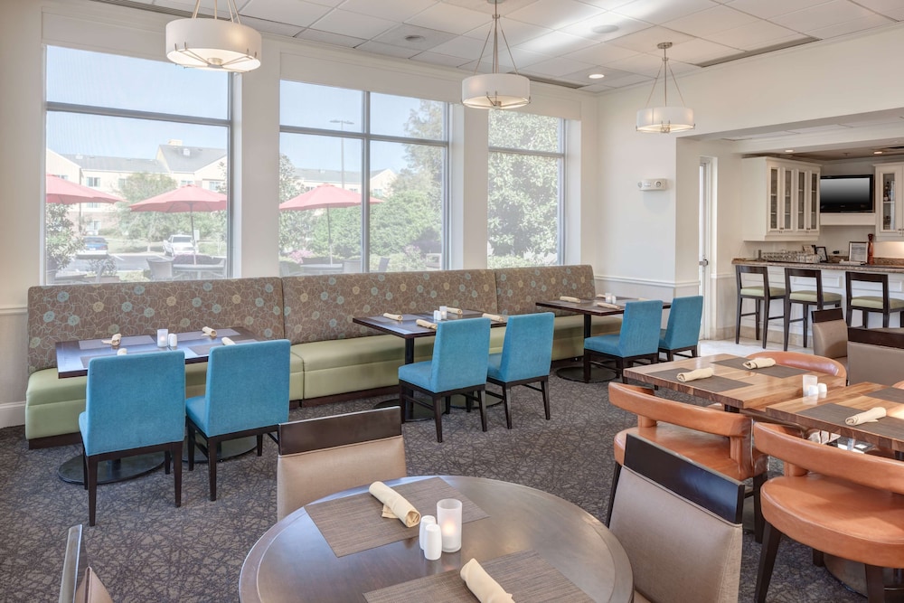 Hilton Garden Inn Savannah Airport - photo 33