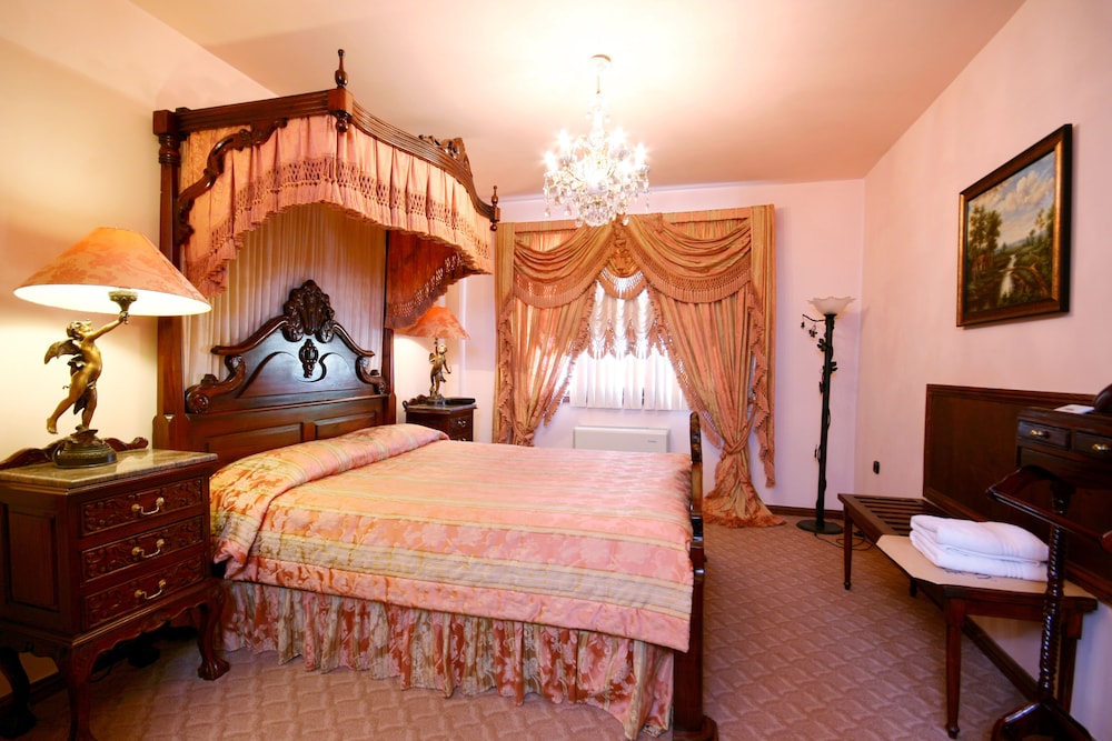 Dallas Residence — 4-Star Luxury Hotel in Varna, Bulgaria