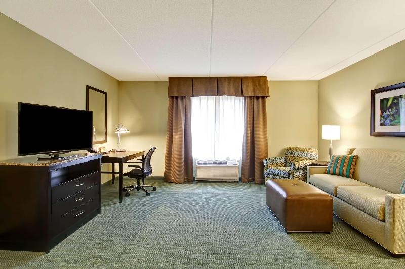 Hilton Garden Inn Woodbridge - photo 74