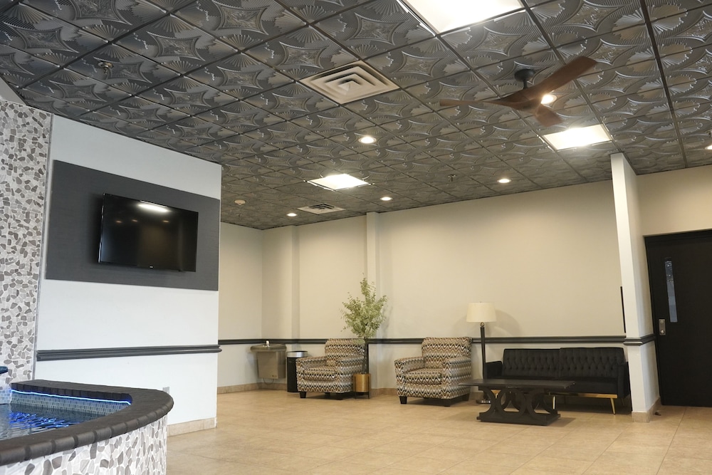 American Inn & Suites Waterford - photo 8