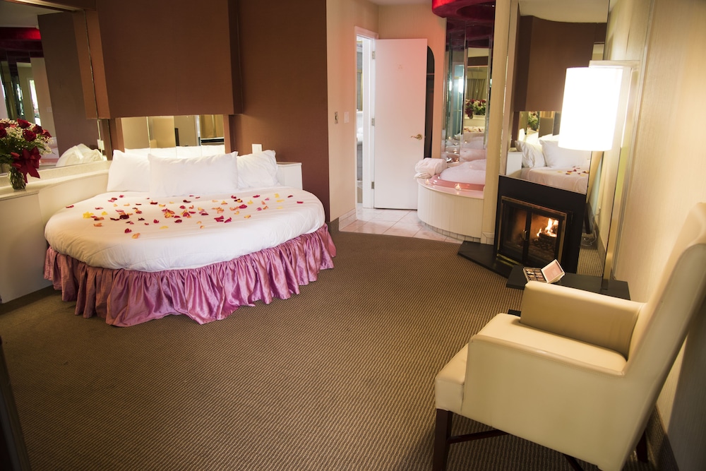 Pocono Palace Resort - photo 14