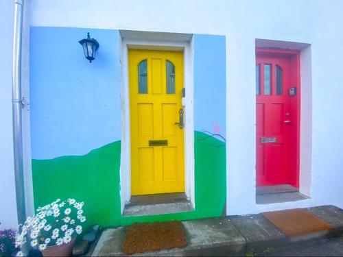Enjoy Reykjavik Yellow Door Apartment