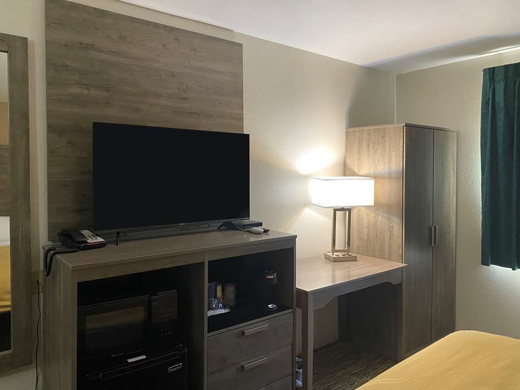 Quality Inn Albuquerque East I 40 Juan Tabo Exit - photo 6