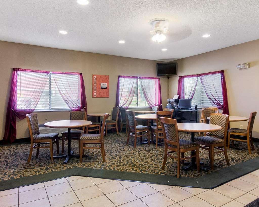 Comfort Inn Jamestown South - photo 24