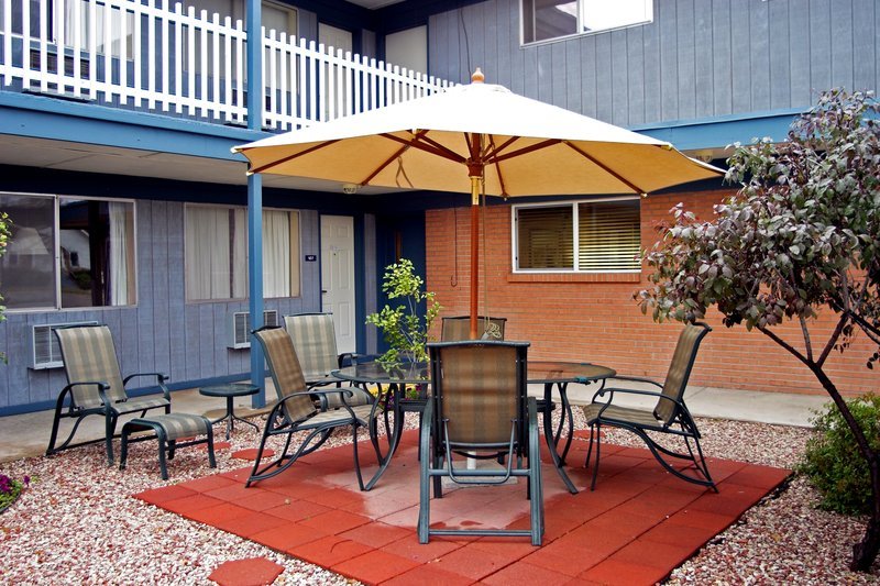 Best Western Park Terrace Inn & Memories Restaurant - photo 2