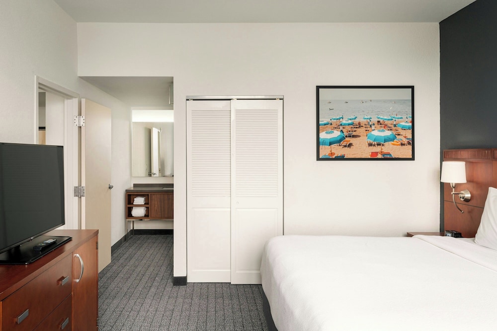 Courtyard by Marriott St. Petersburg Downtown - photo 13