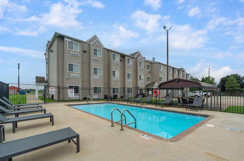 Microtel Inn & Suites by Wyndham Breaux Bridge - photo 5