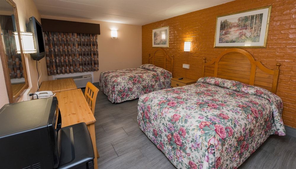 Cambridge Inn - photo 10