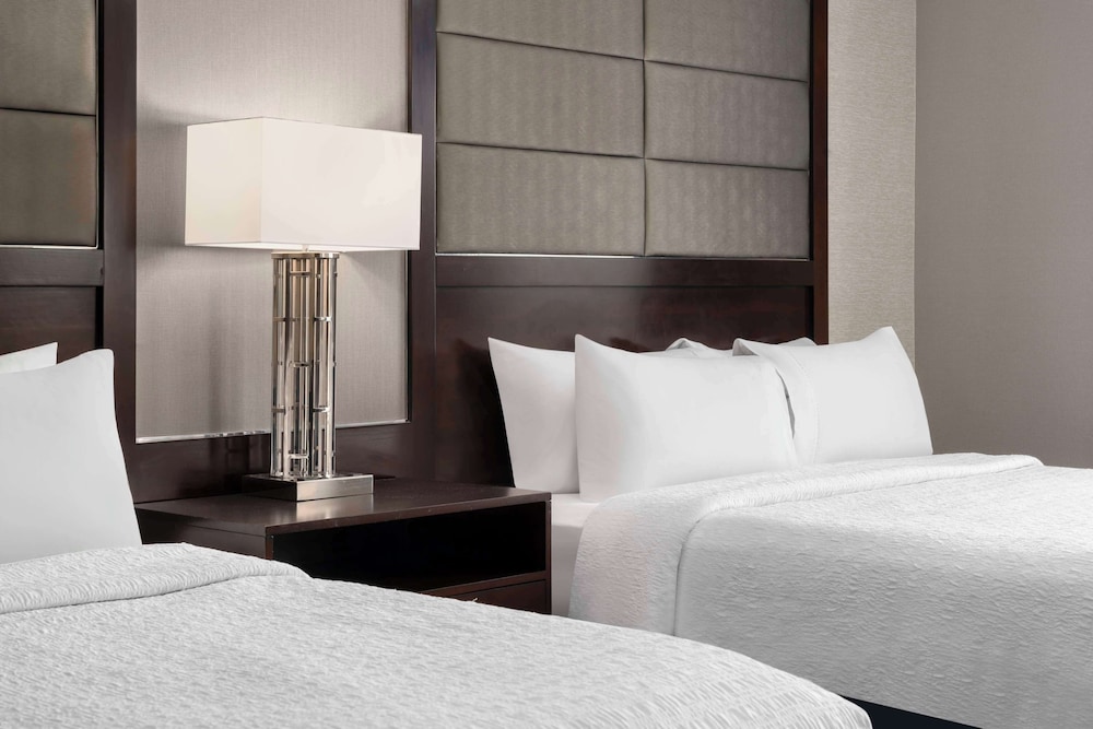 Hampton Inn & Suites Worcester - photo 15