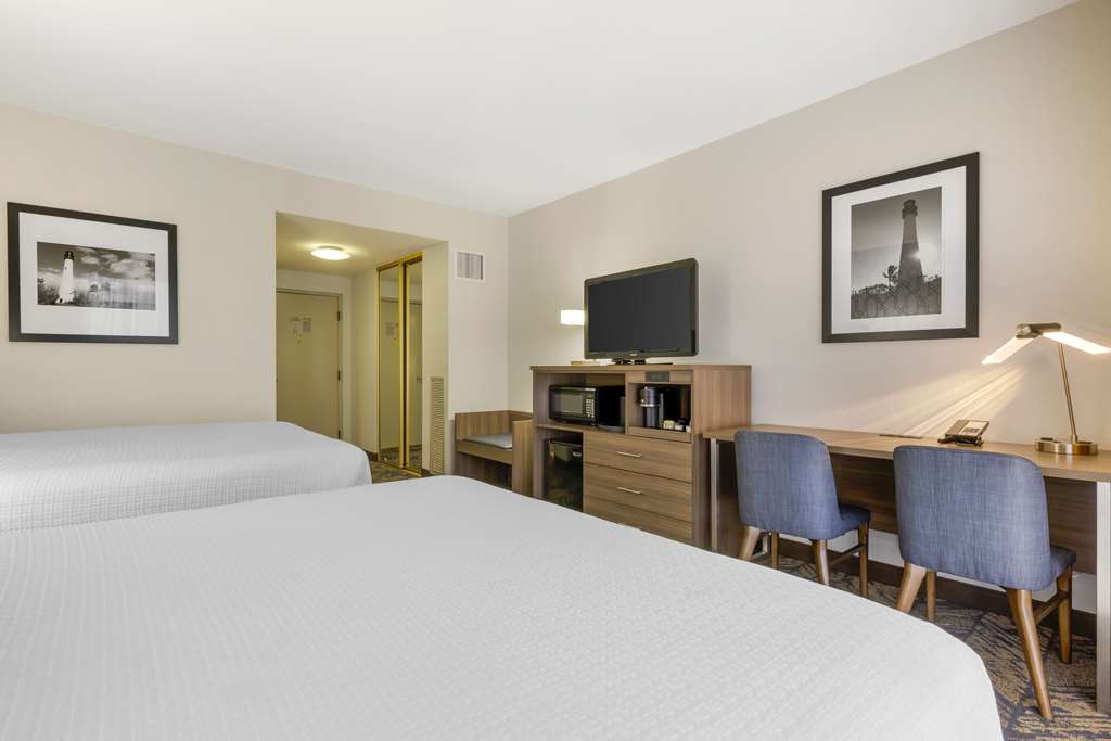 Best Western Plus Bayside Inn - photo 22