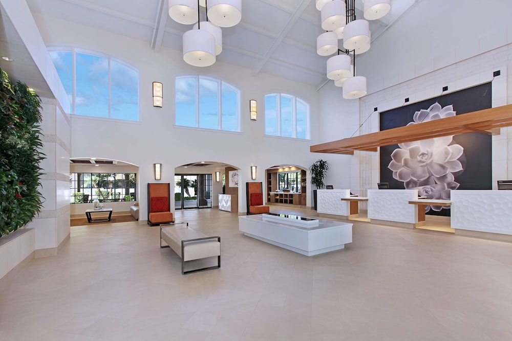 Embassy Suites by Hilton Palm Desert - photo 3