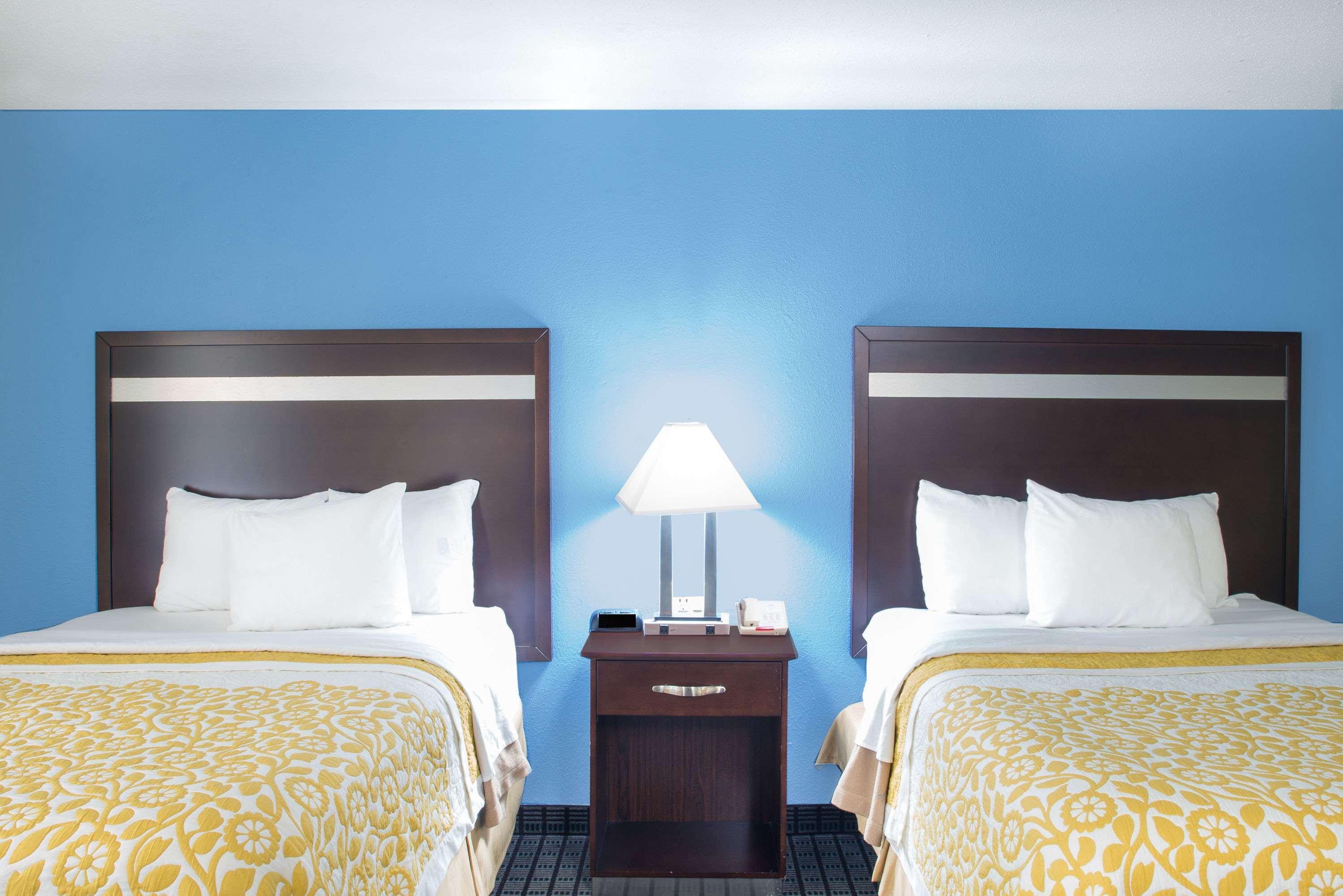Days Inn New Haven - photo 11