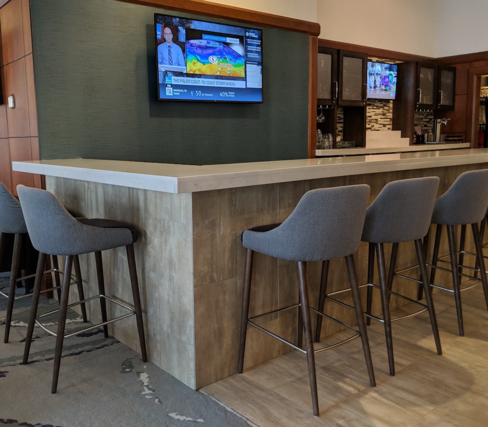 Hilton Garden Inn Chicago North Shore Evanston - photo 59