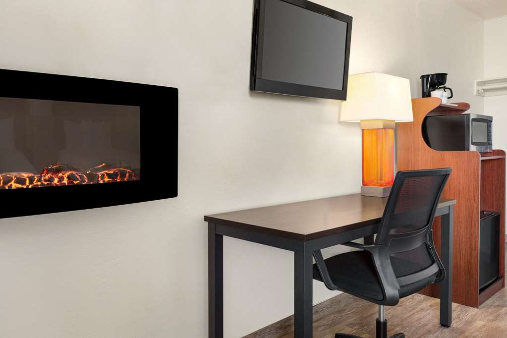Baymont by Wyndham Fort Bragg - photo 19