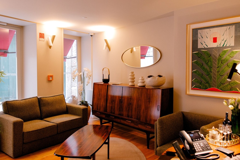 Casa Zogbi hotel — 4-Star Luxury Hotel in Porto, Portugal