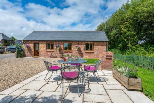 Nutley Farm — 4-Star Luxury Hotel in Dorchester, United Kingdom