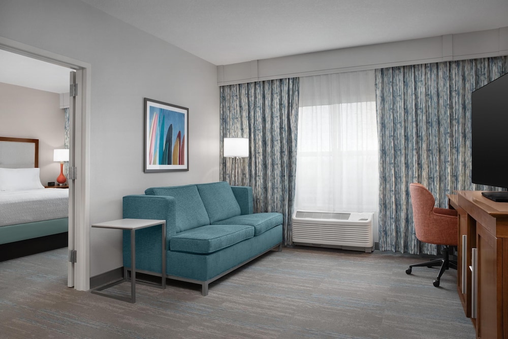 Hampton Inn & Suites Vero Beach Downtown - photo 21