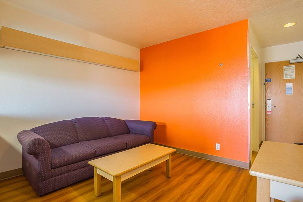 Motel 6 Bernalillo NM - photo 10
