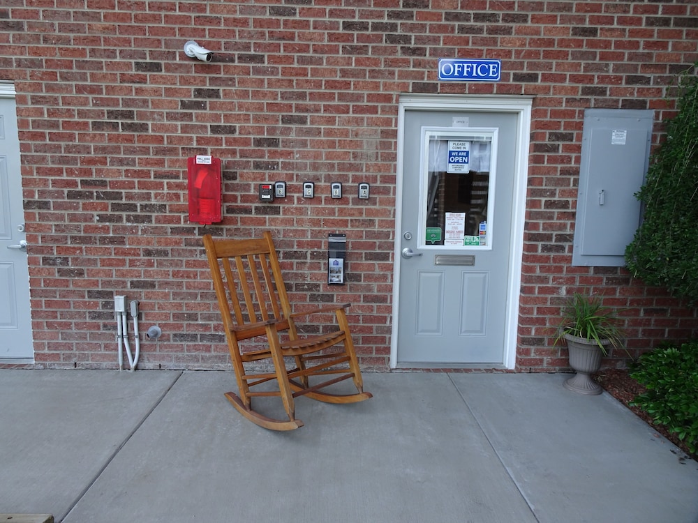 Affordable Suites Kannapolis - photo 48